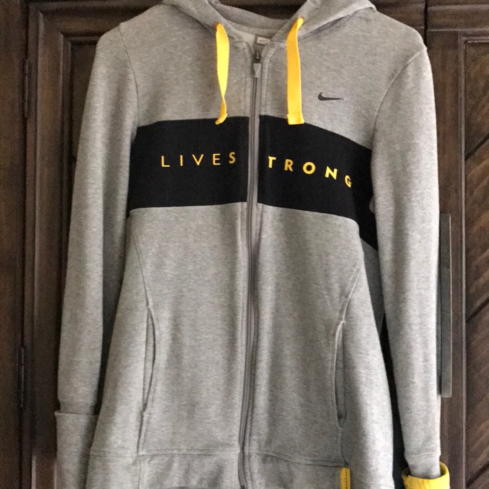 Nike Live Strong Jacket